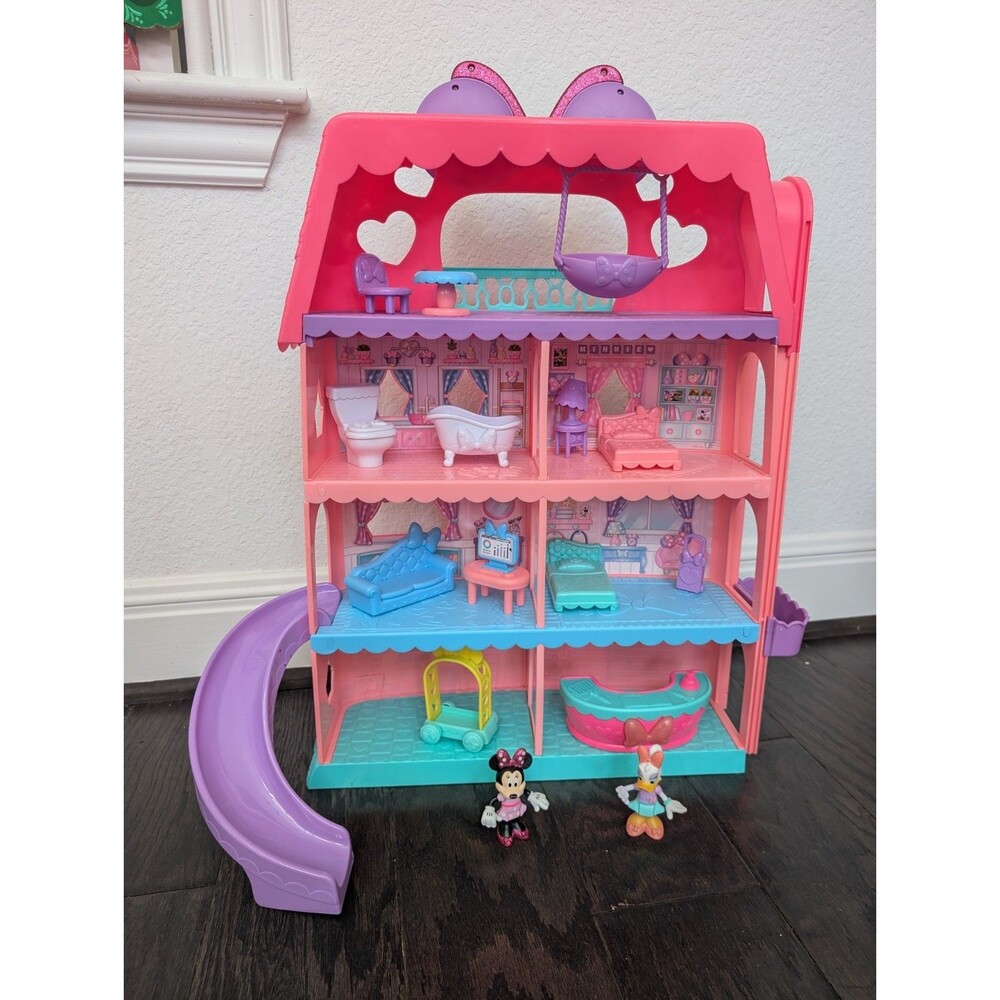Minnie Mouse Bow-Tel Hotel w Accessories Figures Front Desk w Lights Sounds 24"